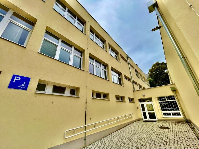 Károlyi József Általános Iskola